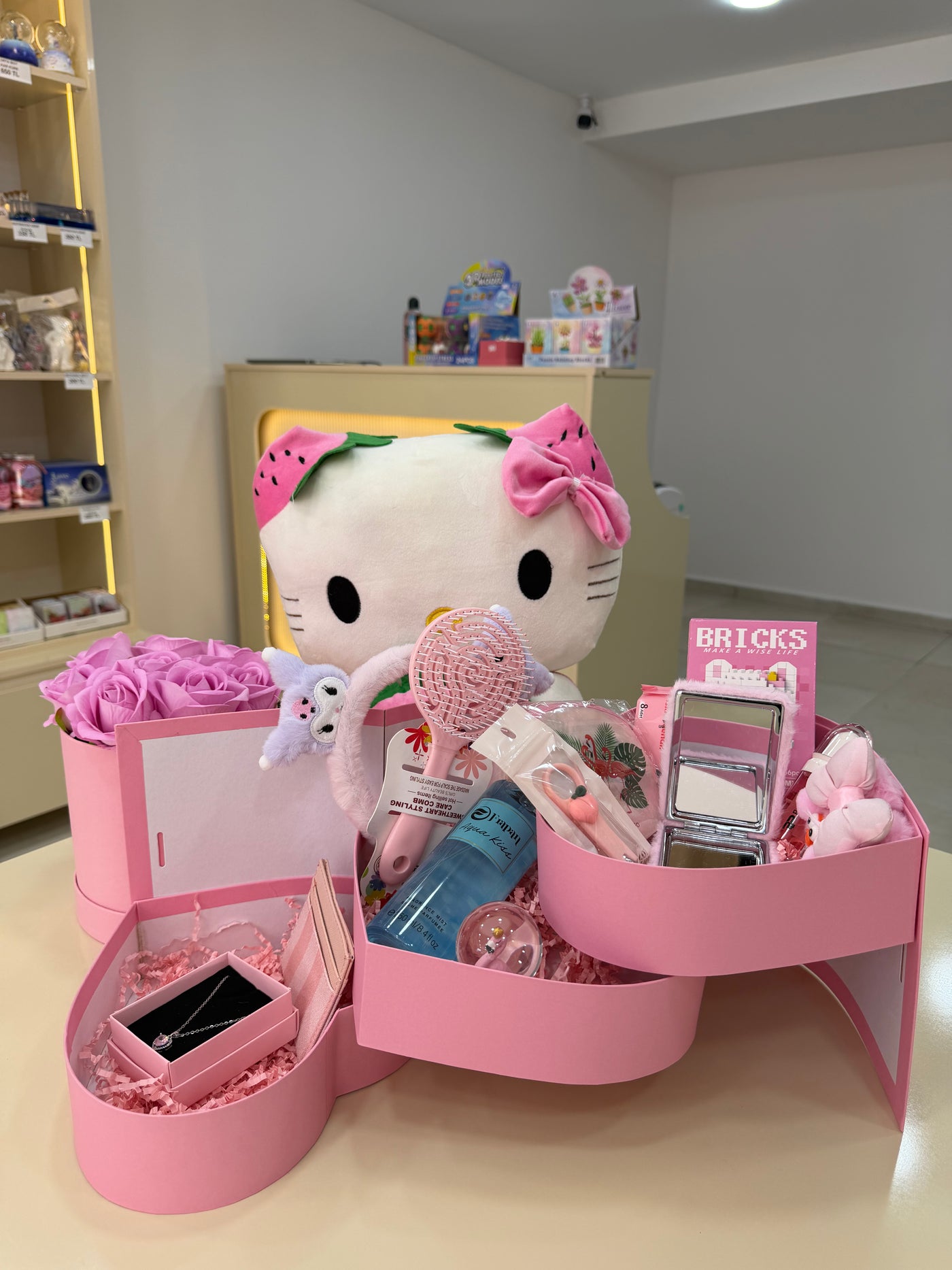 Hello Kitty Set Pofidik Hediye