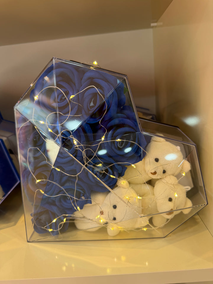 Led Işıklı Şeffaf Kalp Kutuda Mavi Güller & Peluş Ayıcıklar Pofidik Hediye