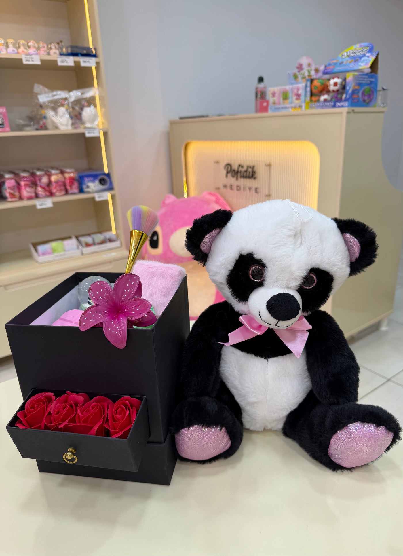 Mini Panda Hediye Seti - Çekmeceli Gül Kutusu & Makyaj Aksesuarları Pofidik Hediye