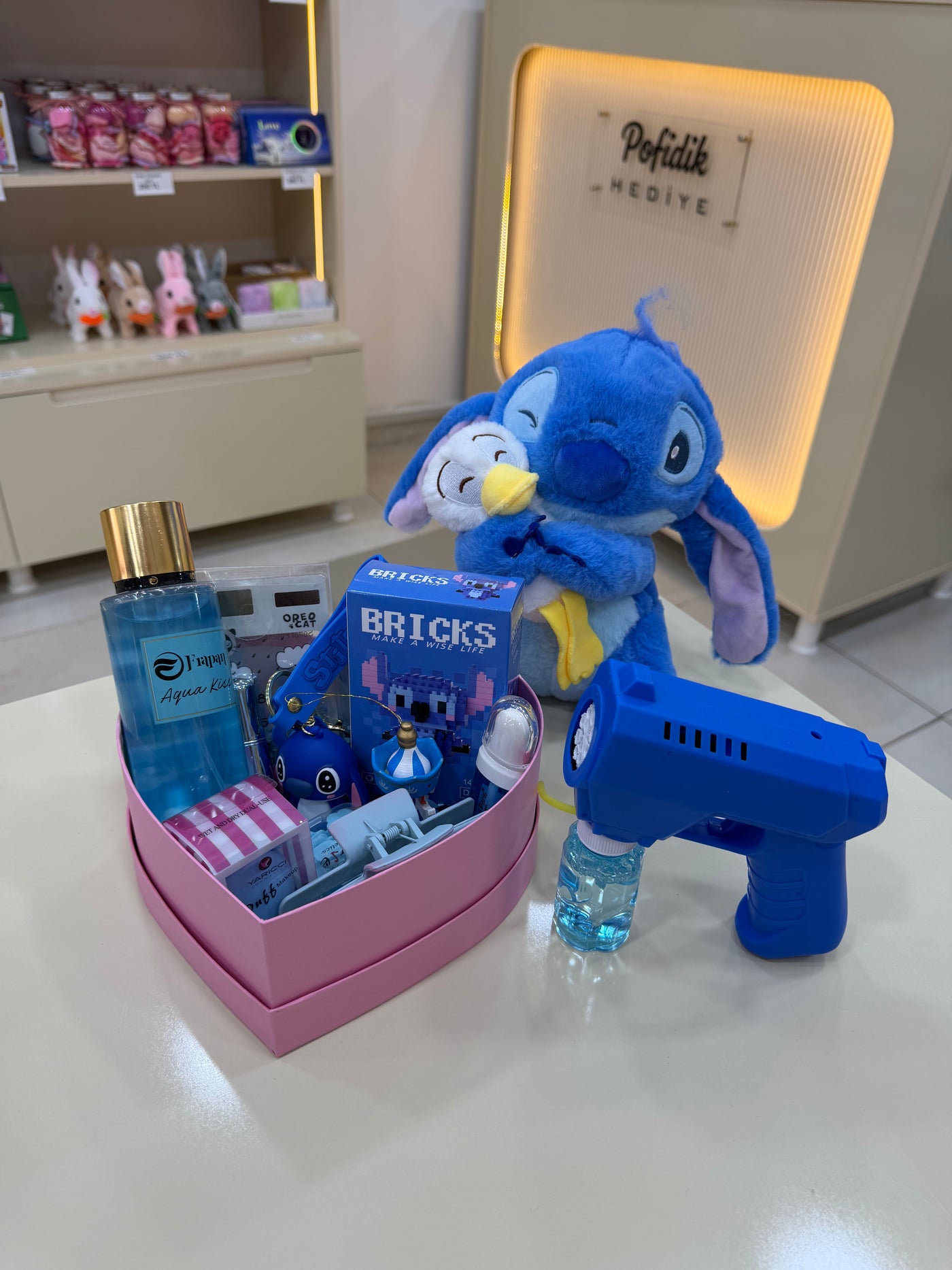 Mavi Düşler – Stitch Temalı & Köpük Tabancalı Özel Hediye Seti Pofidik Hediye